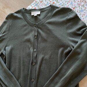 Loft Outlet Lightweight Sage Green Button-Down Cardigan Size Medium